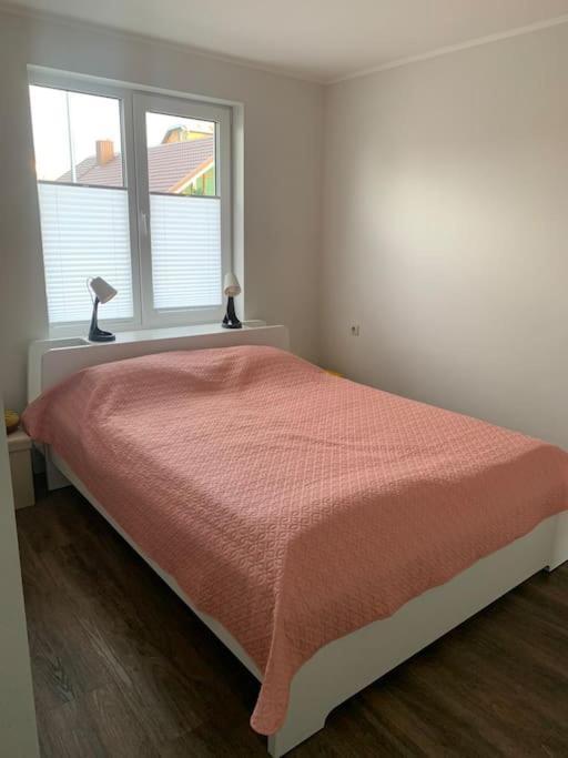 Cozy Apartment In Karmėlava Eksteriør bilde